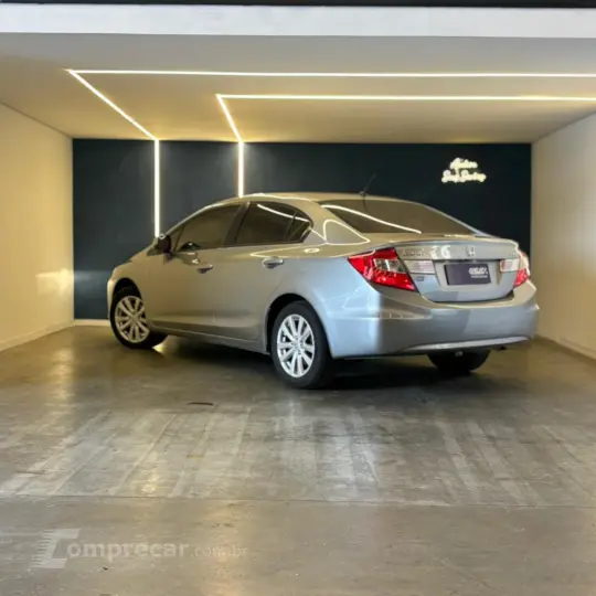 Civic Sedan LXS 1.8/1.8 Flex 16V Aut. 4p