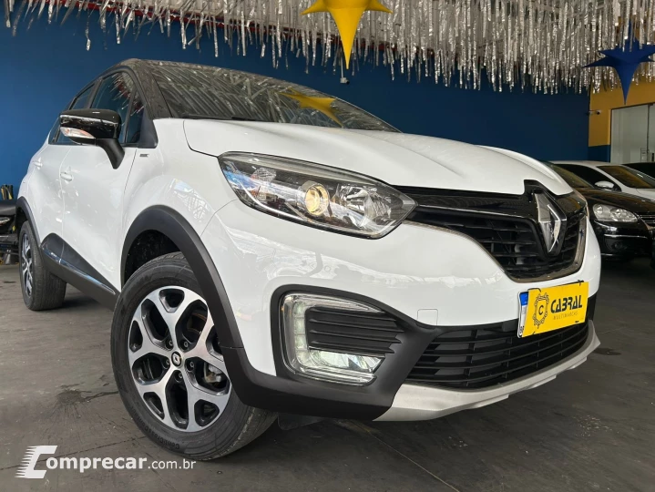 CAPTUR Intense Bose 1.6 16V Flex 5p Aut.