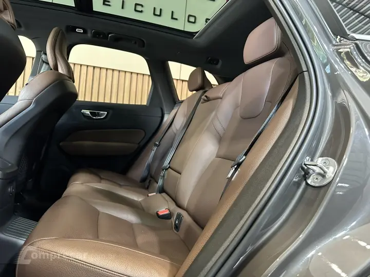 XC60 2.0 T8 RECHARGE PLUS AWD GEARTRONIC