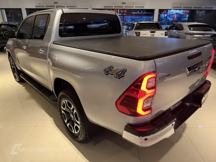 HILUX 2.8 D-4d Turbo CD SRX 4X4