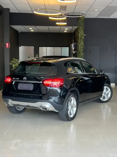 GLA 200 1.6 CGI Enduro 16V Turbo