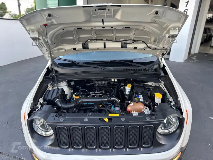 Renegade 1.8 16V Flex 4P Automático
