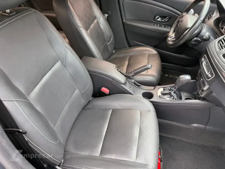 FLUENCE Sed. Dyn. Plus 2.0 16V FLEX Aut.