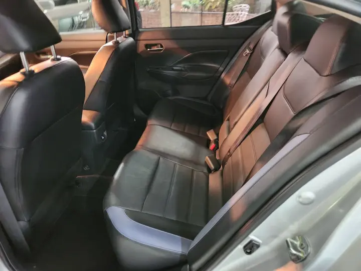 Versa Sedan 1.6 16V 4P FLEX EXCLUSIVE XTRONIC AUTOMÁTICO CVT