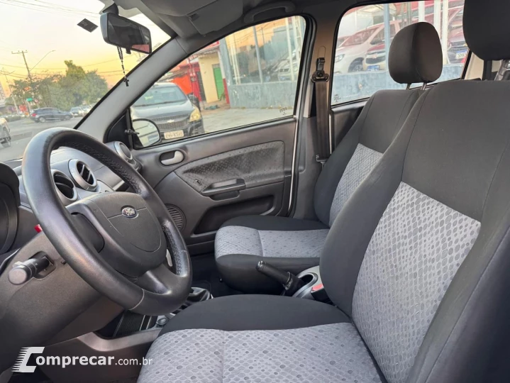 FIESTA 1.0 MPI Class Hatch 8V