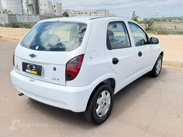 CELTA - 1.0 MPFI LS 8V 4P MANUAL