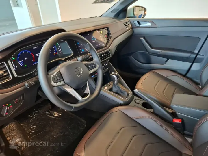 Virtus 1.0 4P 200 TSI FLEX HIGHLINE AUTOMÁTICO