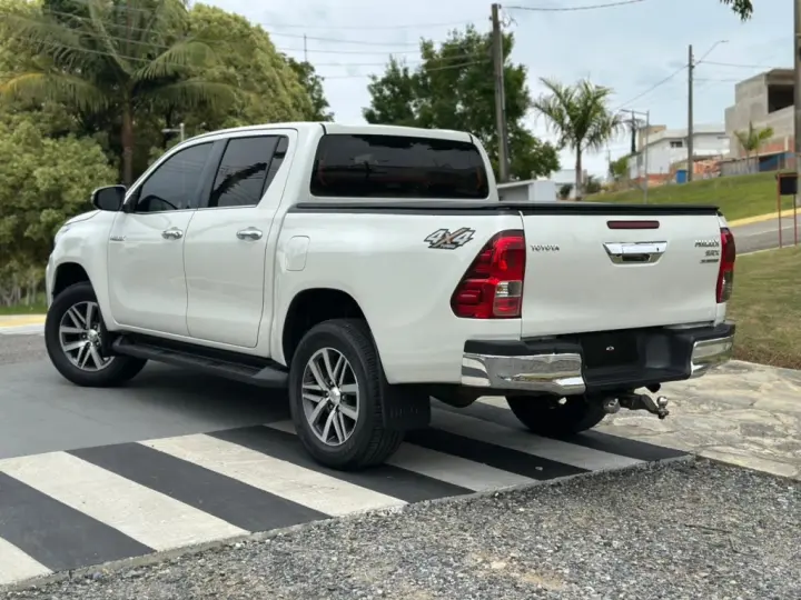 HILUX 2.8 SRX 4X4 CD 16V DIESEL 4P AUTOMÁTICO