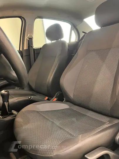 VOYAGE 1.0 Flex 12V 4p