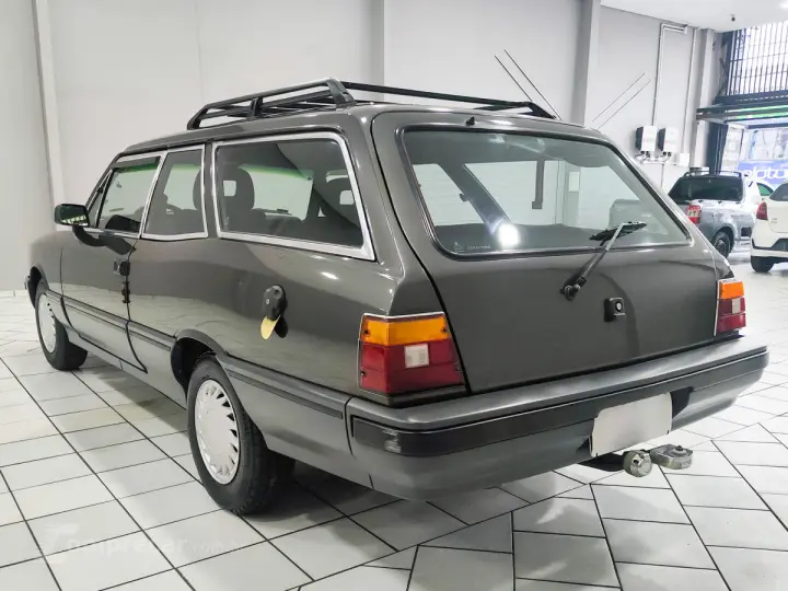 Caravan Comodoro 4.1/2.5