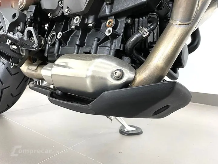 TRIUMPH TIGER 800 XRX