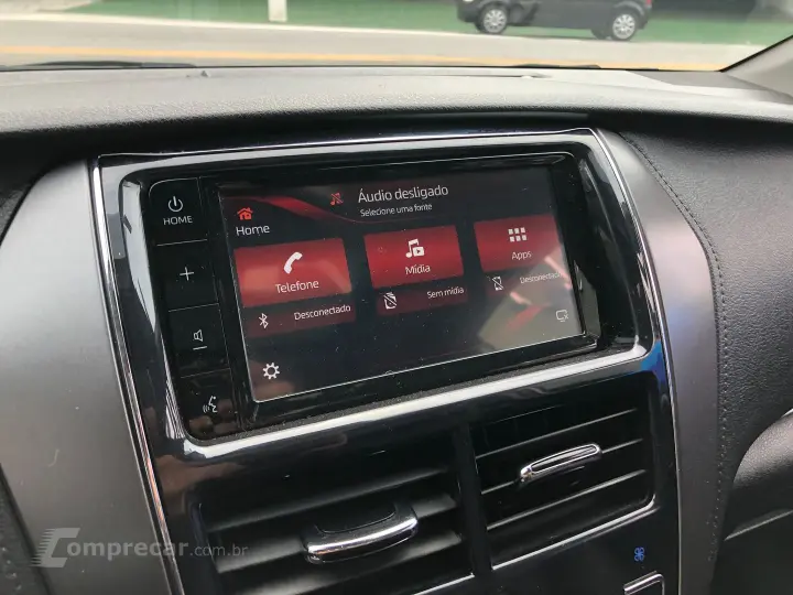 Yaris 1.5 16V Flex Sedan Xls Connect Multidrive