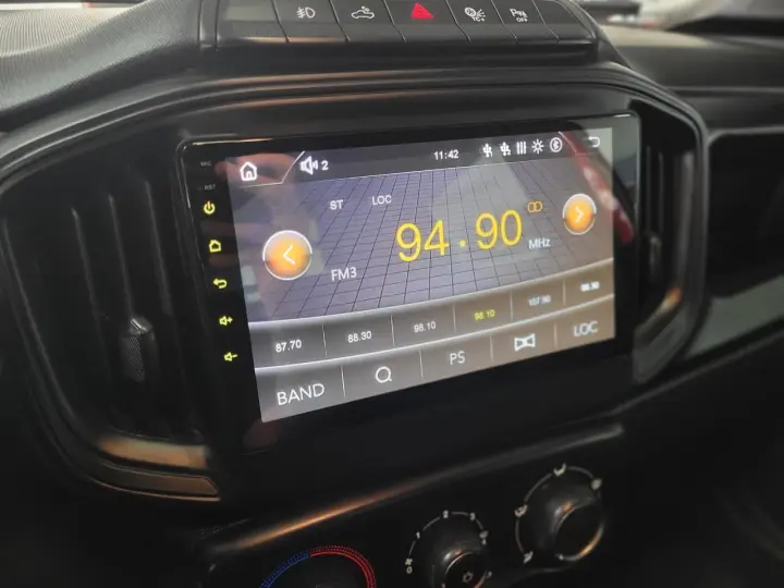 Strada Volcano 1.3 Flex 8V CD