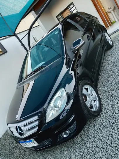 B 180 1.7 4P AUTOMÁTICO