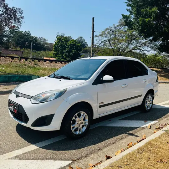 FIESTA 1.6 MPI Class Sedan 8V