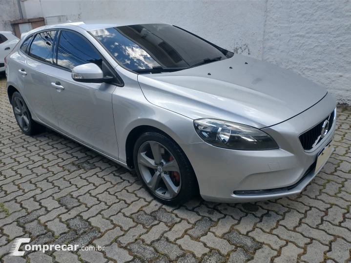 V40 2.0 T4 Kinetic