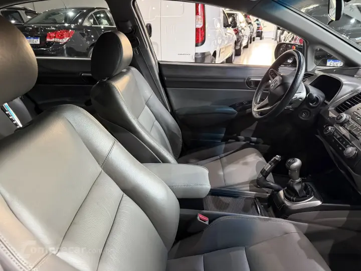 CIVIC 1.8 LXL 16V FLEX 4P MANUAL