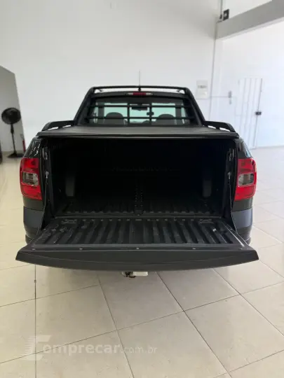 SAVEIRO 1.6 Cross CE 16V