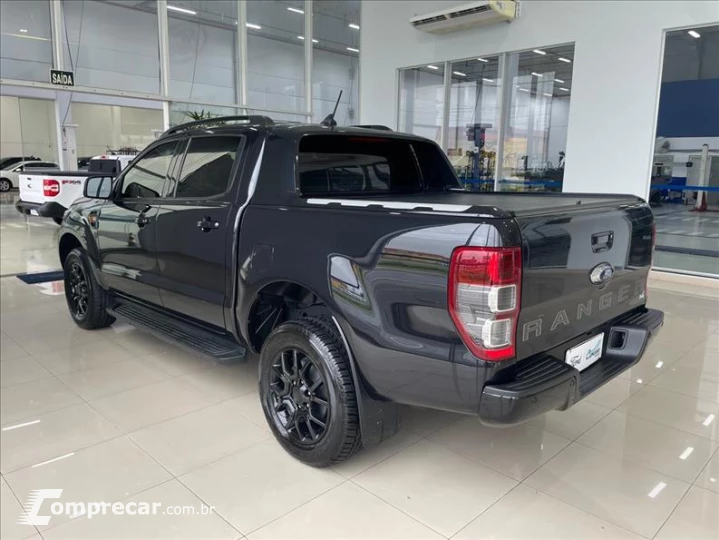 RANGER 2.2 Black 4X2 CD 16V