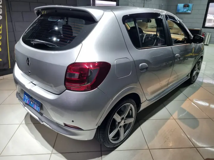 SANDERO 1.6 Expression 8V