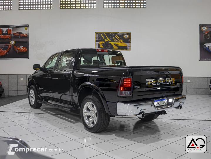 CLASSIC 5.7 V8 Laramie CD 4X4