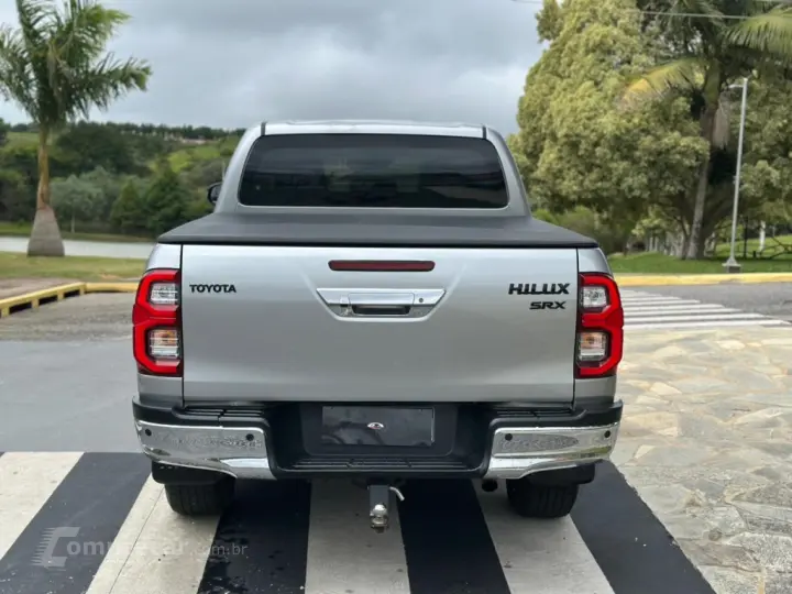 HILUX 2.8 D-4D TURBO DIESEL CD SRX 4X4 AUTOMÁTICO