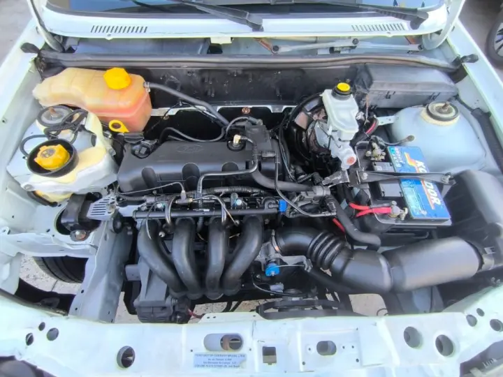 Courier 1.6 L/ 1.6 Flex