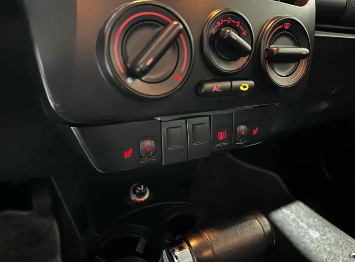 NEW BEETLE 2.0 MI 8V GASOLINA 2P TIPTRONIC