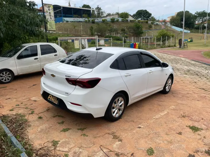 ONIX 1.0 Turbo Plus LTZ