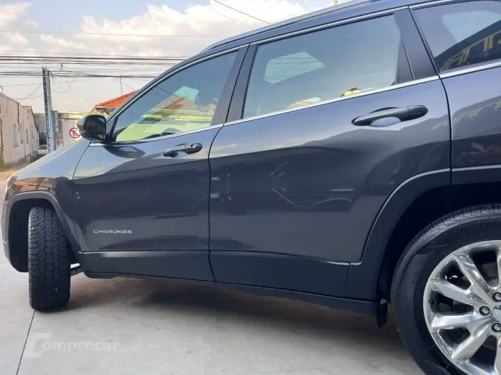 Cherokee Limited 3.2 4x4 V6 Aut.