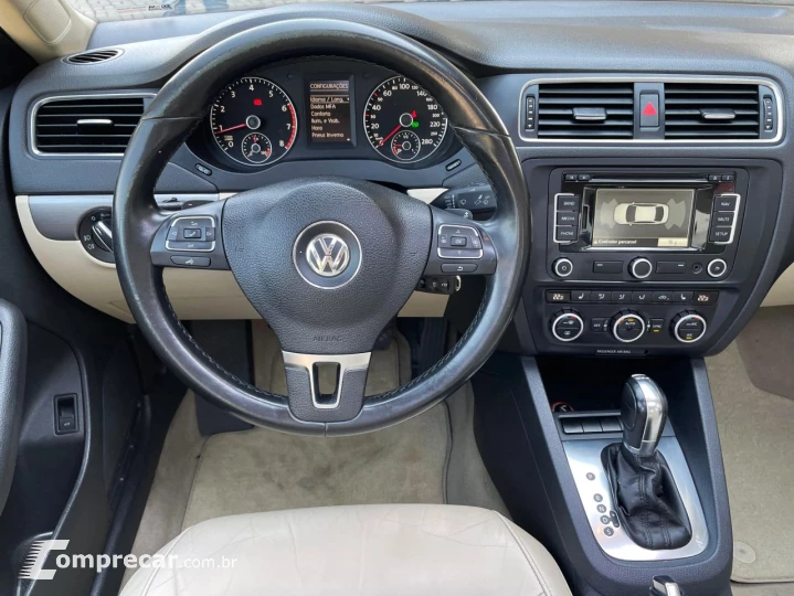 JETTA Highline 2.0 TSI 16V 4p Tiptronic