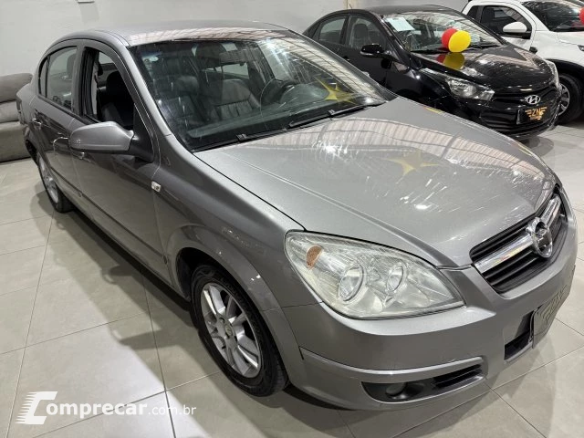 VECTRA SEDAN - 2.0 MPFI EXPRESSION 8V 140CV 4P MANUAL