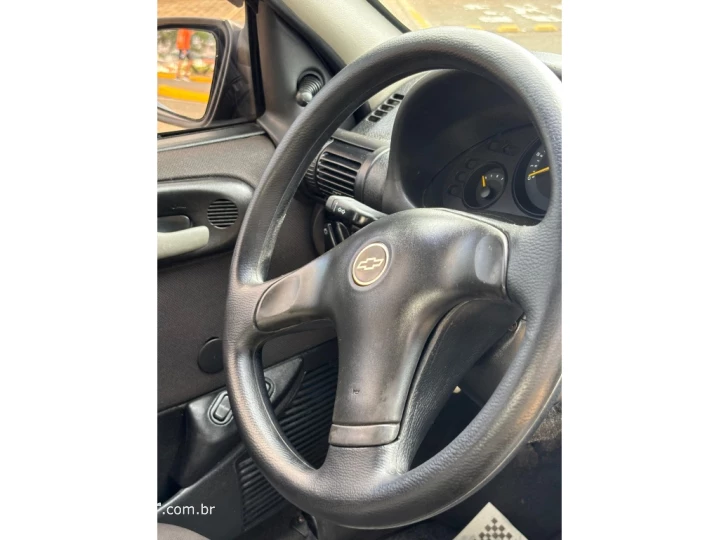 CORSA 1.0 MPFI CLASSIC SEDAN LIFE 8V FLEX 4P MANUAL