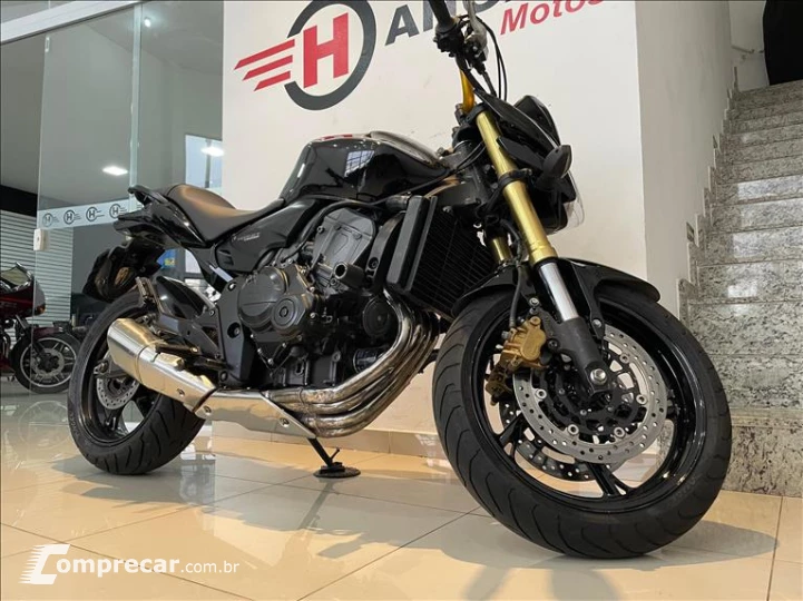 CB 600F HORNET