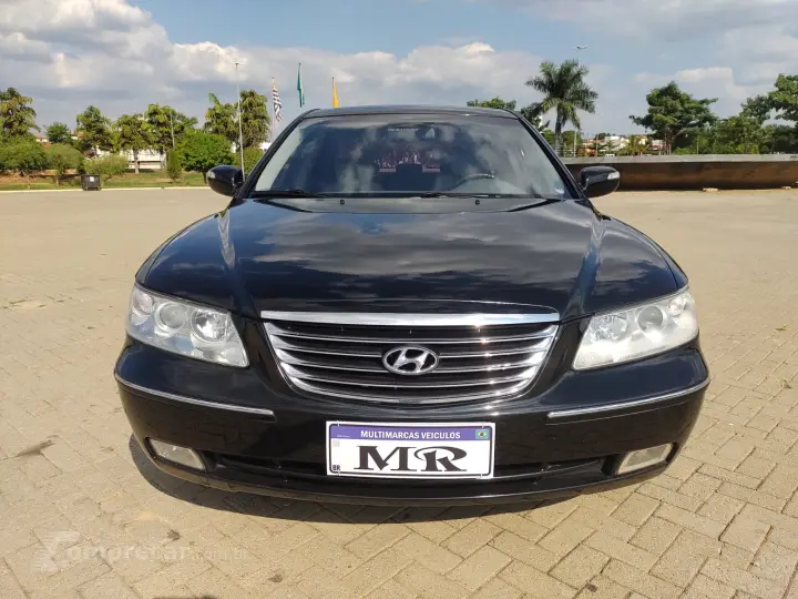 AZERA 3.3 MPFI GLS Sedan V6 24V