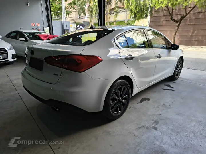 CERATO 1.6 Sedan 16V