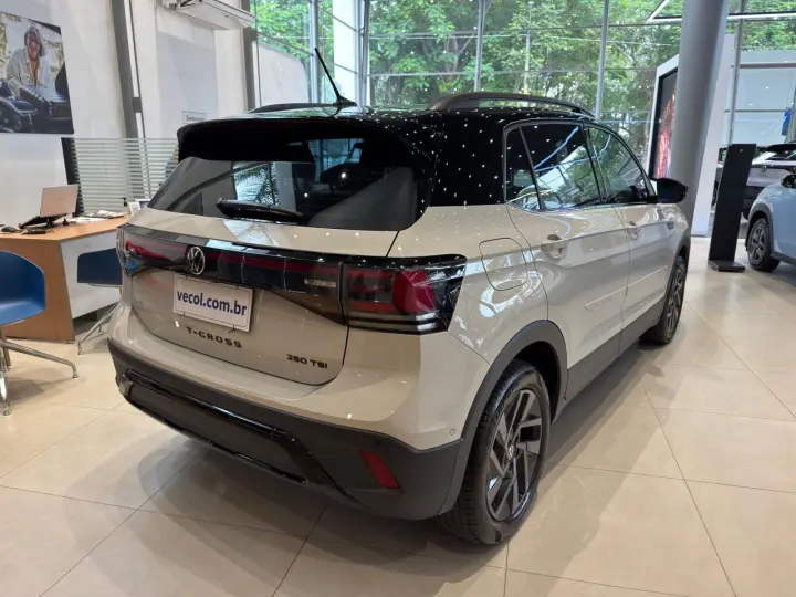 T-Cross 1.4 4P 250 TSI FLEX HIGHLINE AUTOMÁTICO