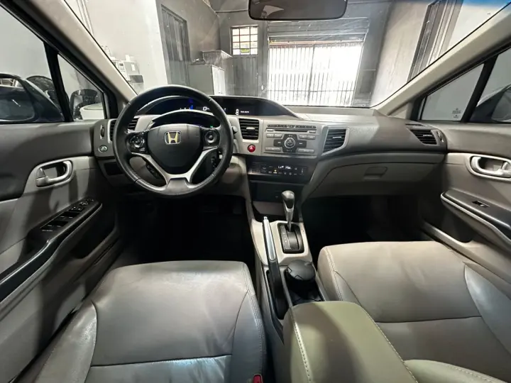 Civic 2.0 16V 4P FLEX LXR AUTOMÁTICO