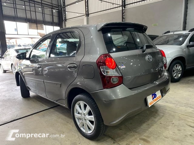 ETIOS HATCH - 1.5 X PLUS 16V 4P MANUAL