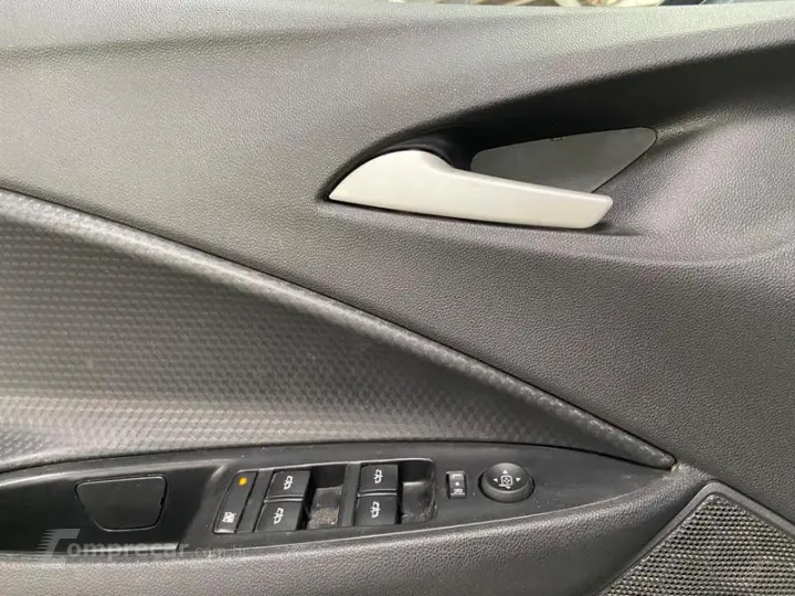 ONIX HATCH LT 1.0 12V FLEX 5P MEC.