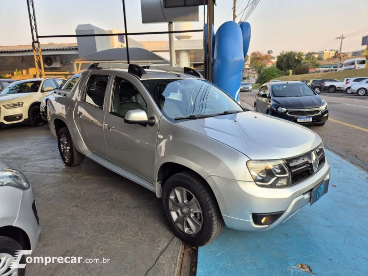 DUSTER OROCH Dyna. 2.0 Flex 16V Mec.