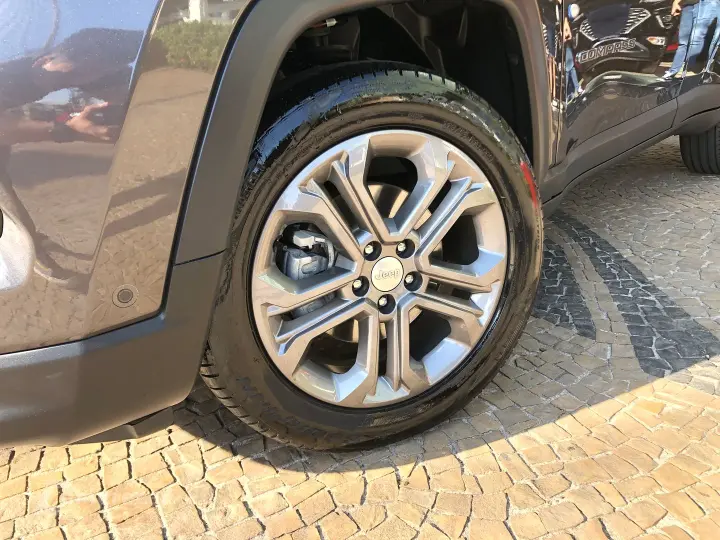 Compass 1.3 T270 Turbo Flex Longitude At6