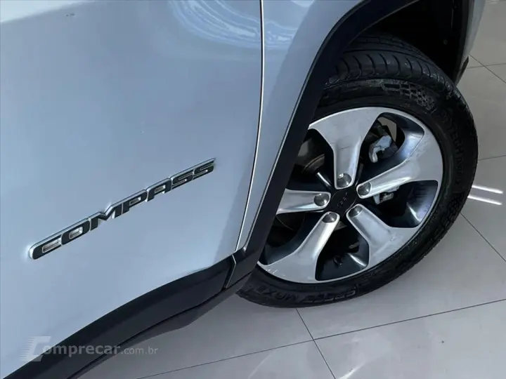 COMPASS 2.0 16V DIESEL LONGITUDE 4X4 AUTOMÁTICO