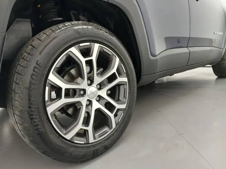 RENEGADE 1.3 T270 TURBO FLEX LONGITUDE AT6