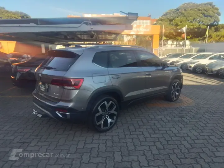 TAOS 1.4 250 TSI TOTAL FLEX HIGHLINE AUTOMÁTICO