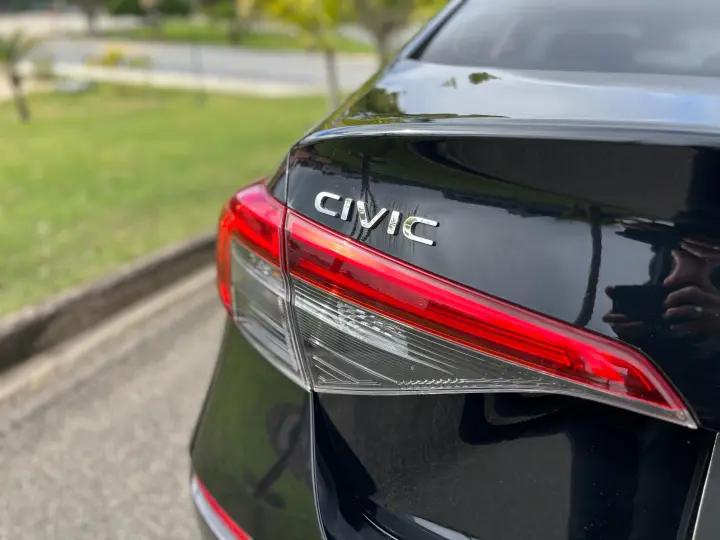CIVIC 2.0 DI eHEV TOURING e-CVT