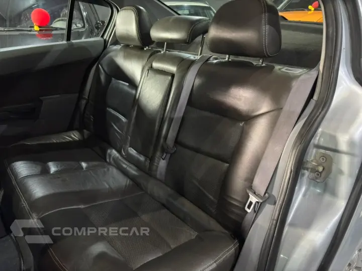 VECTRA 2.0 MPFI ELEGANCE 8V 140CV FLEX 4P AUTOMÁTICO