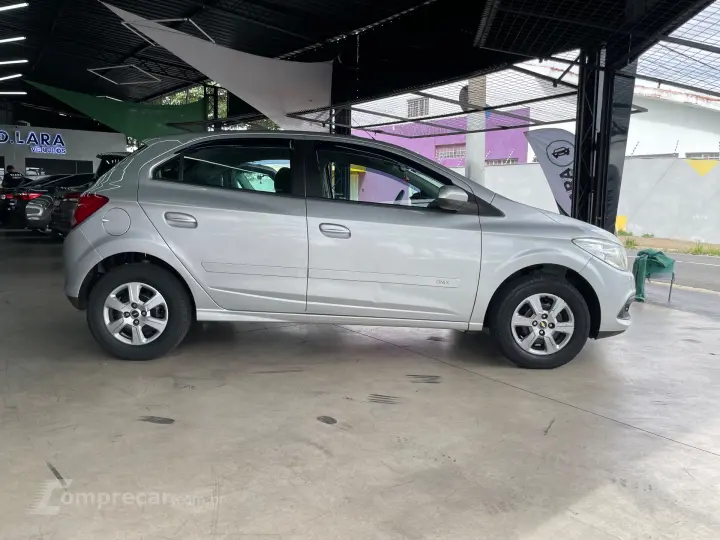 ONIX HATCH LT 1.0 8V FlexPower 5p Mec.