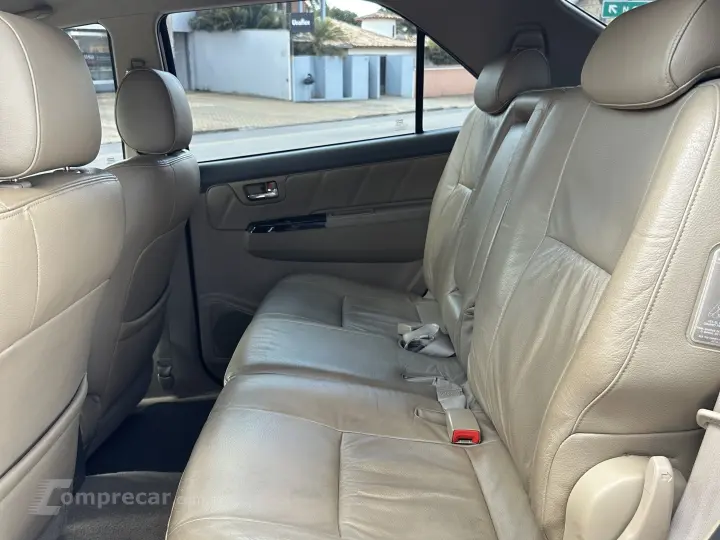 HILUX SW4 3.0 SRV 4X4 16V TURBO INTERCOOLER DIESEL 4P AUTOMÁ