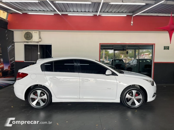 Cruze Hatch 1.8 16V 4P LT SPORT FLEX